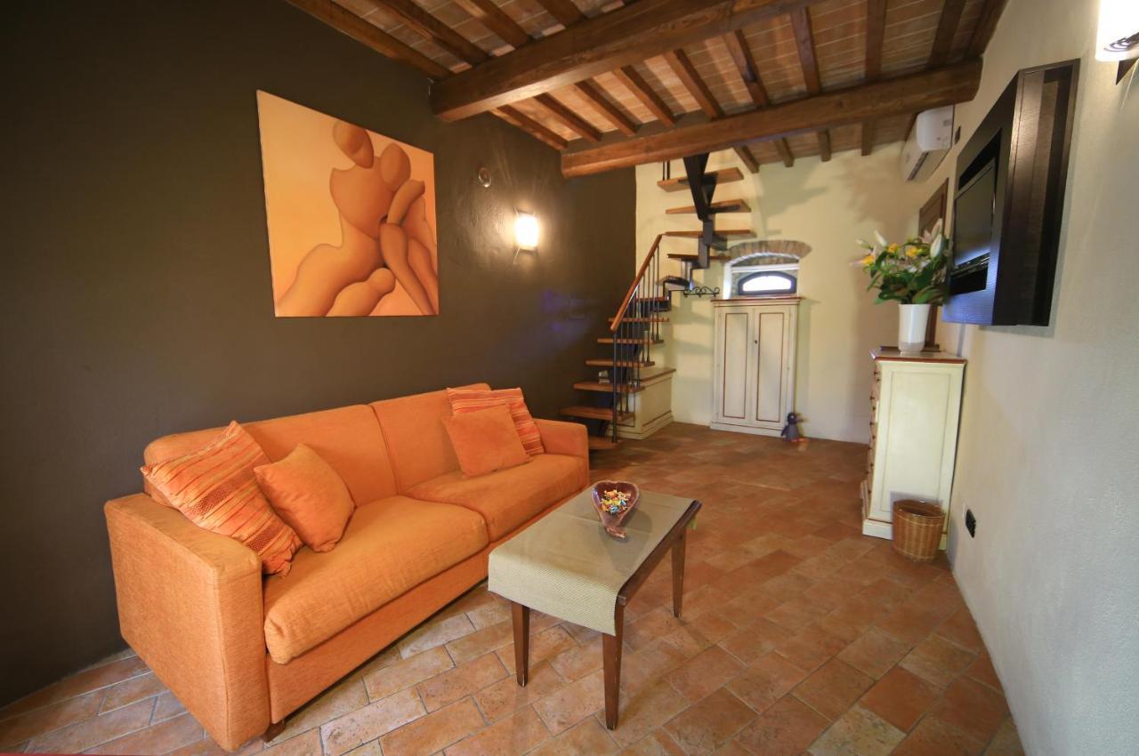 Molino Di Foci Guest House San Gimignano Bagian luar foto